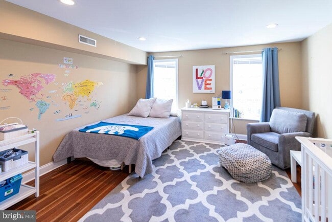 Building Photo - 2107 Carpenter St