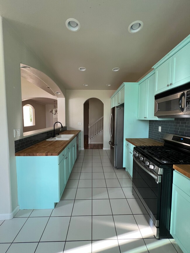 Building Photo - 2895 San Michele