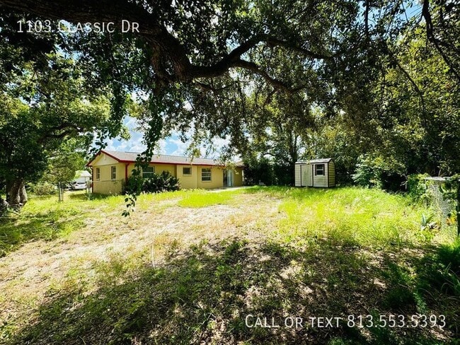 Building Photo - 1103 Classic Dr