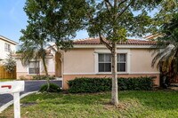 Building Photo - 4792 NW 5th Pl