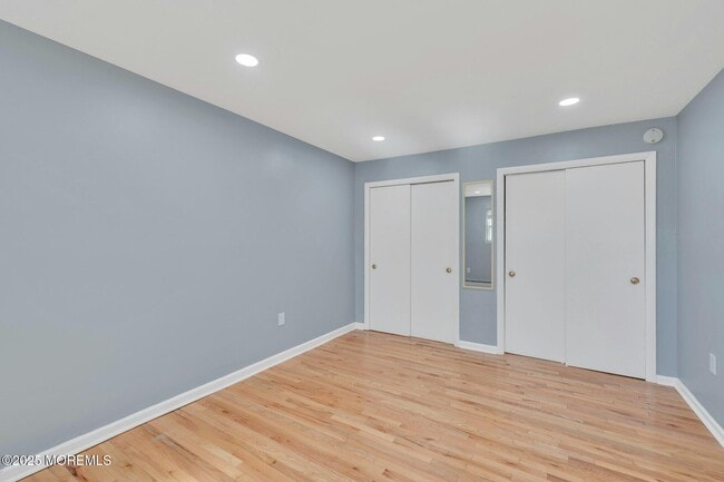 Building Photo - 75 Wharfside Dr