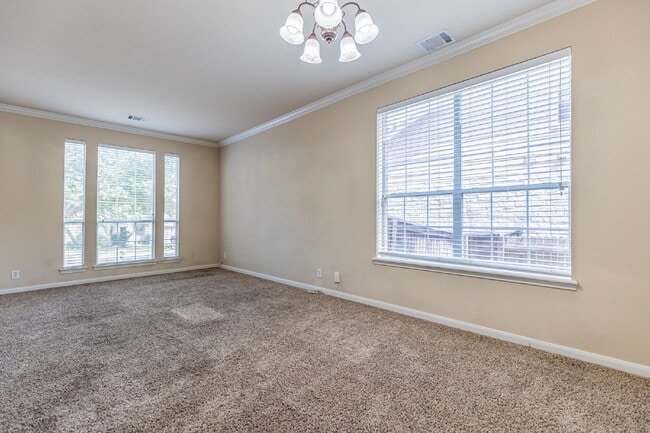 Building Photo - 630 Hookberry Trail