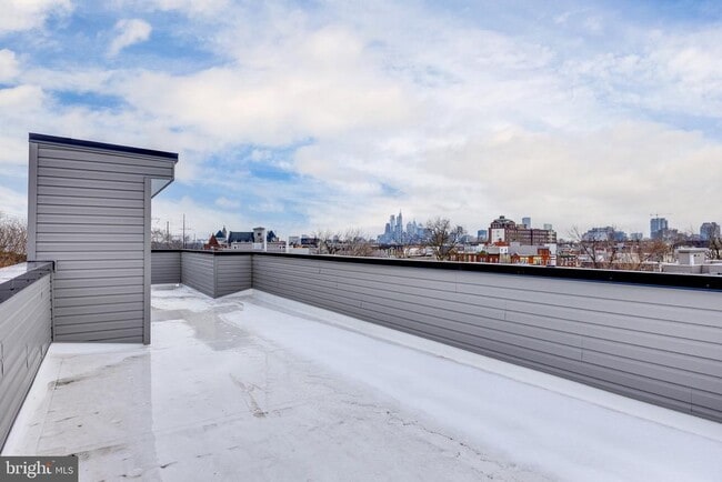 Building Photo - 927 N 42nd St