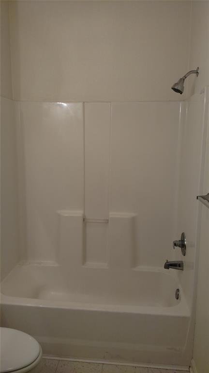 Building Photo - 2200 Classen Blvd