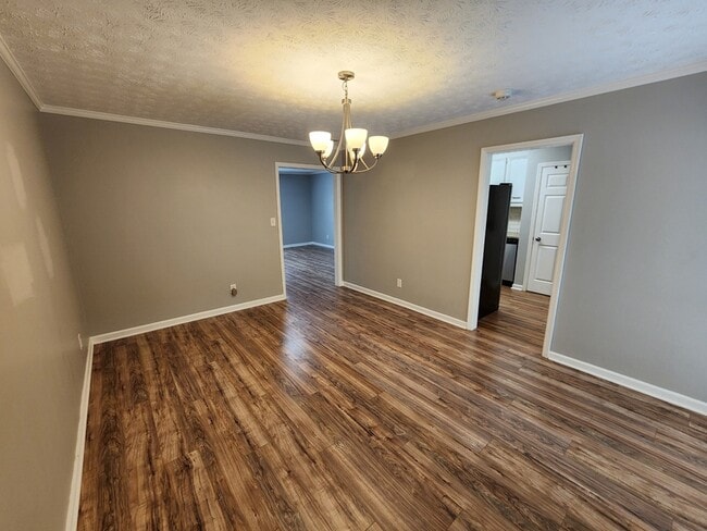 Building Photo - 365 Winding River Dr