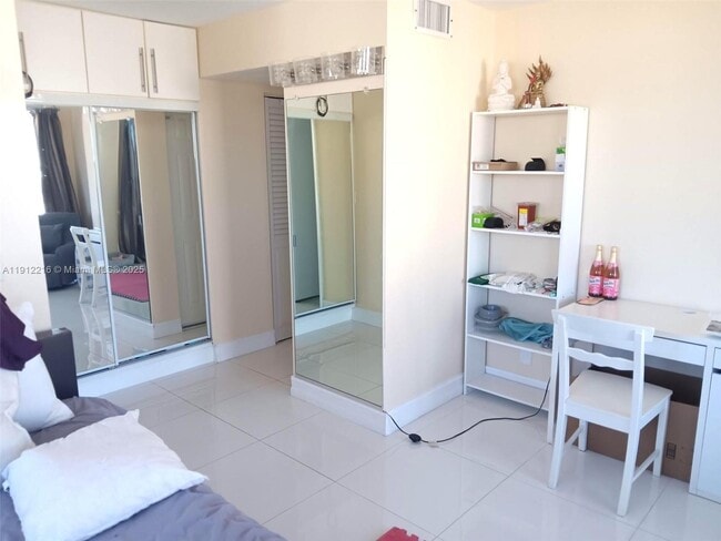 Building Photo - 3703 NE 166th St