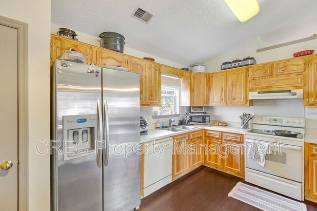 Building Photo - 1110 Oceanview Rd