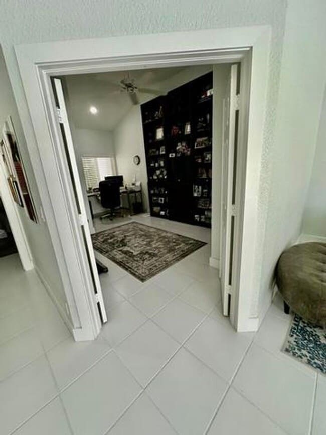 Building Photo - 3656 Mykonos Ct