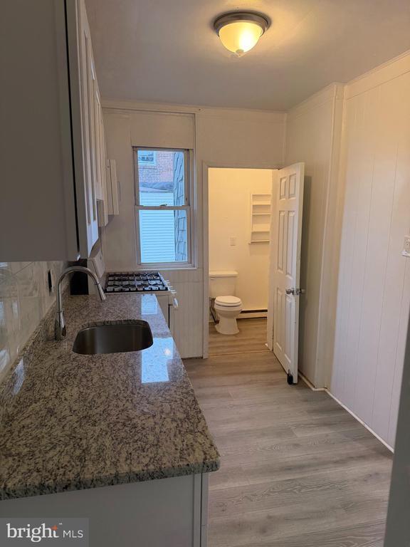 Building Photo - 5421 Beaumont Ave