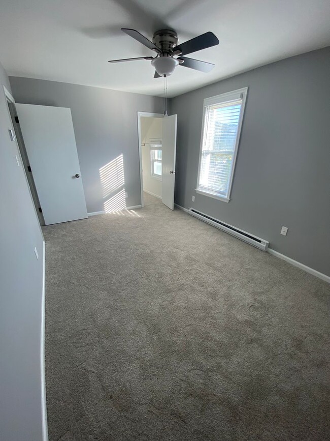 Building Photo - Newly Remodeled 3 Bedroom in Vera Cruz