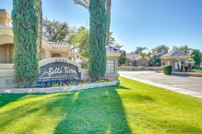 Building Photo - 5335 E Shea Blvd