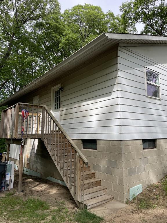 Building Photo - 4189 Woodland Dr