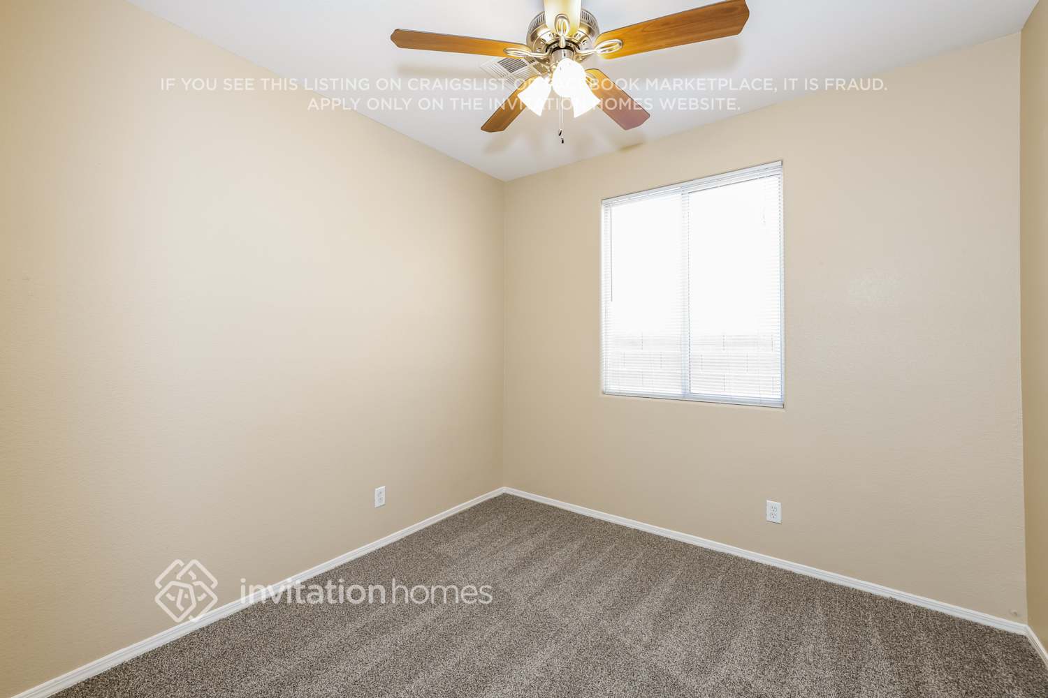 Building Photo - 2352 Kenneth Ave