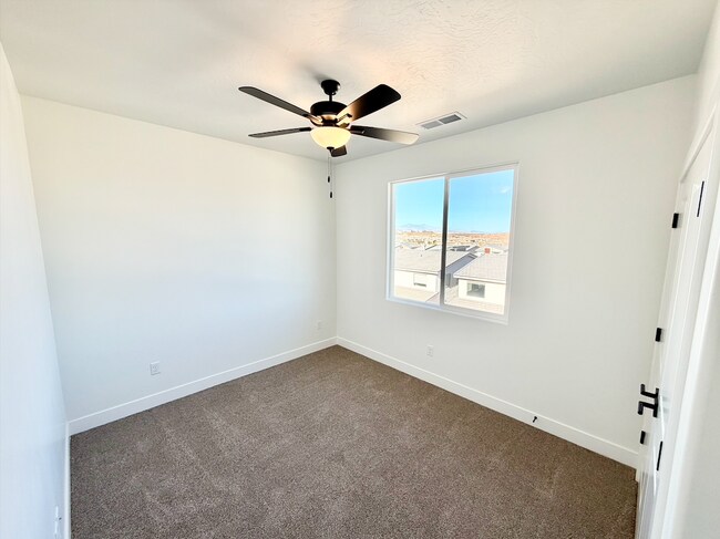 Building Photo - 4135 El Capitan Wy