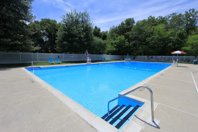 Building Photo - 105 Westgate Dr