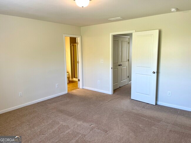 Building Photo - 195 Mountain Rest Ct SE