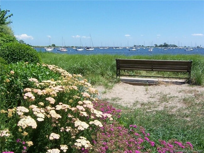 Building Photo - 34 Hanford Ave