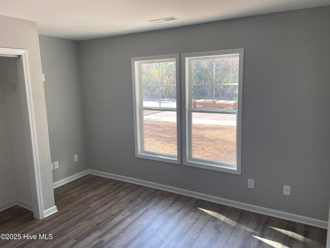 Building Photo - 226 Jordan Ln