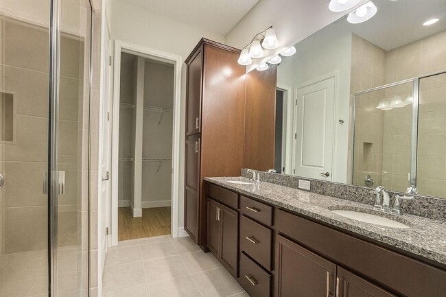 Building Photo - 5703 Lodgepole Ln