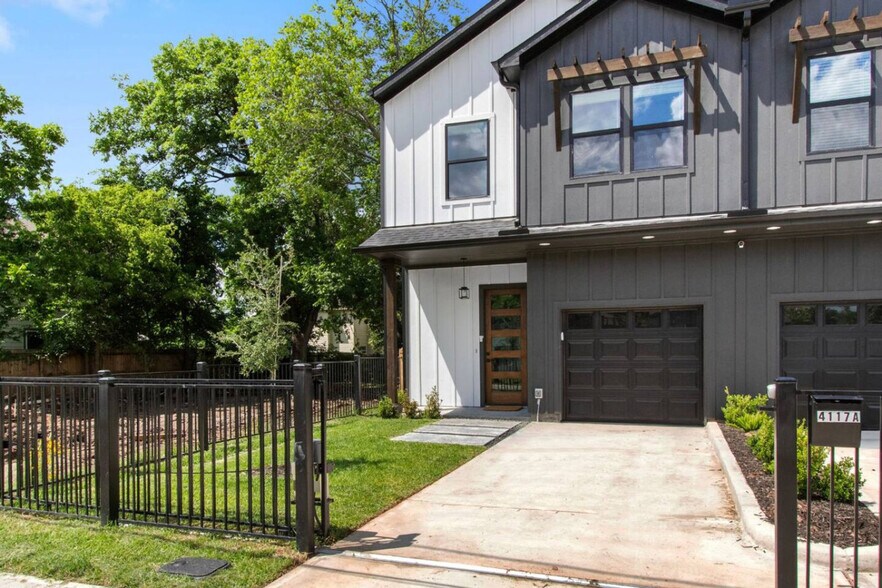 Building Photo - 4117 Shelby Cir