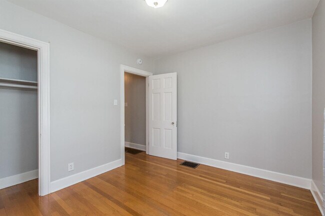 Building Photo - 224 Lackawanna Rd