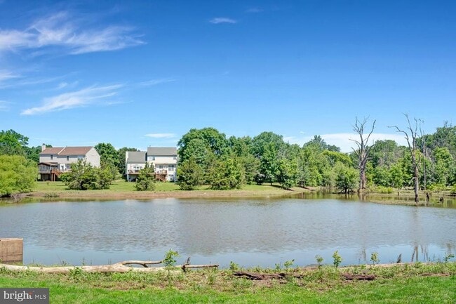 Building Photo - 8628 Ellesmere Way