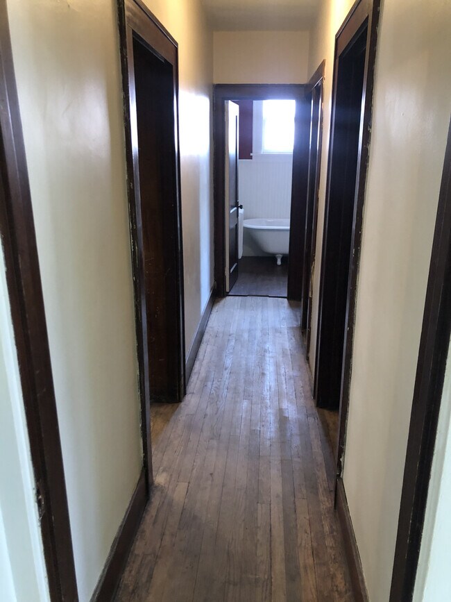 Building Photo - 2081 Garfield Ave