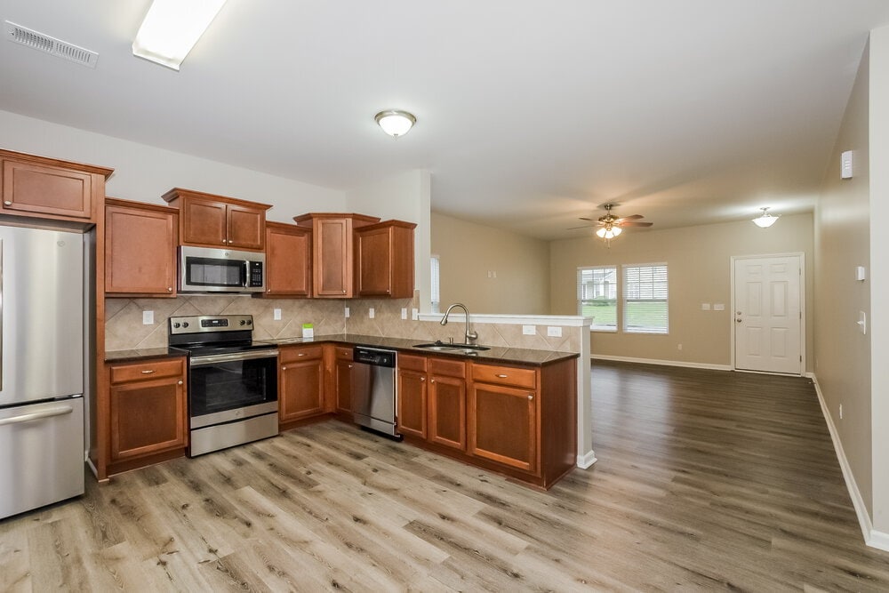 Building Photo - 4364 Stone Mountain Dr