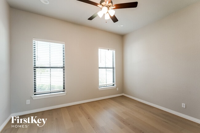 Building Photo - 12426 Invery Reach Dr