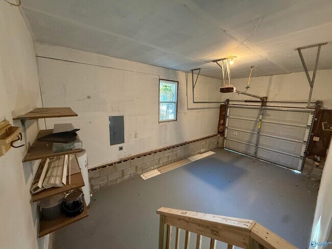 Building Photo - 113 Suffolk Dr