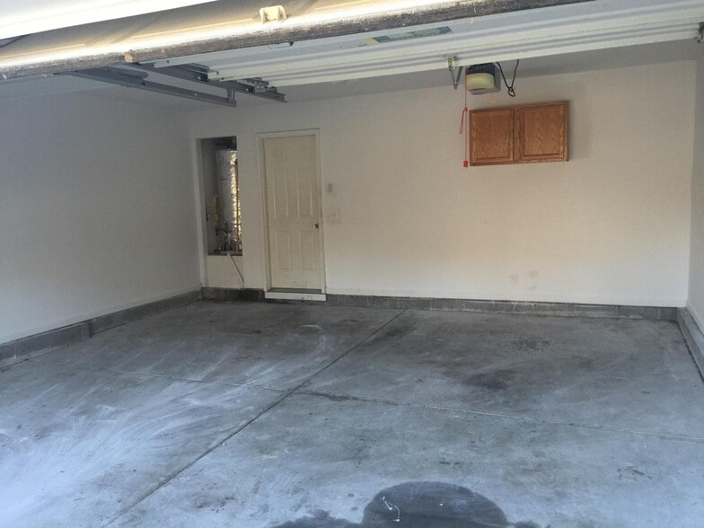 Garage - 5736 Keowee Way