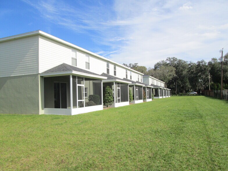 Building Photo - 5126 Summer Brooke Ln