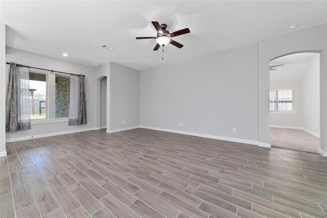 Building Photo - 11127 Bluewater Lagoon Cir