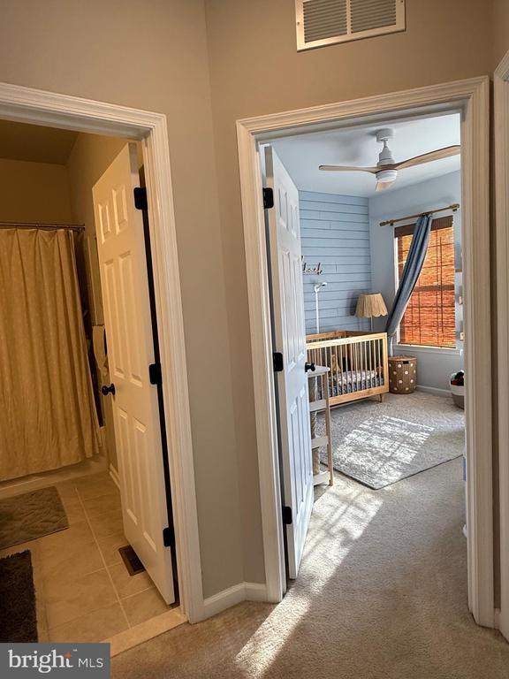 Building Photo - 31 Par Ln