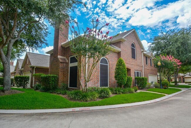 Building Photo - 4210 Greystone Way