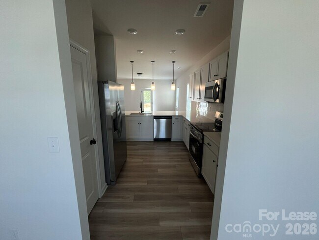 Building Photo - 1100 Langston Ln