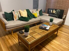 Building Photo - 9523 Maple Ave SW