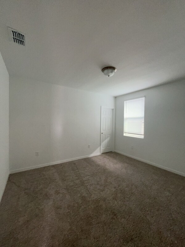 Building Photo - 4917 Kaia Ave