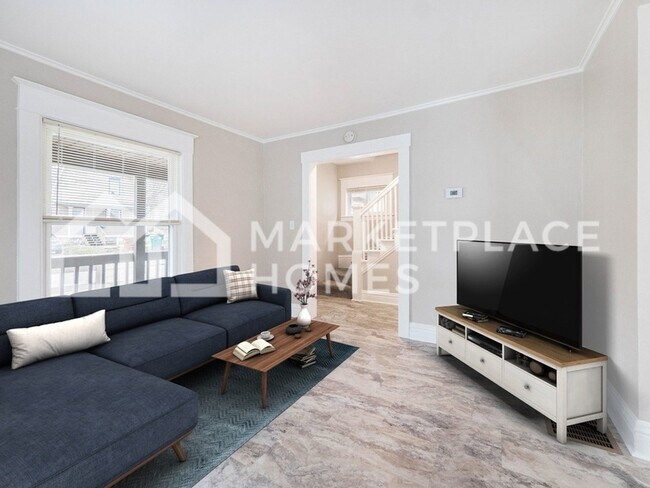 Building Photo - 1105 May St