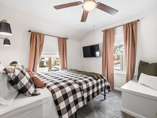 Building Photo - 3746 Northwood Rd