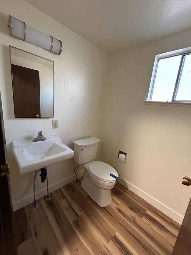 Building Photo - 2513 Ponderosa St