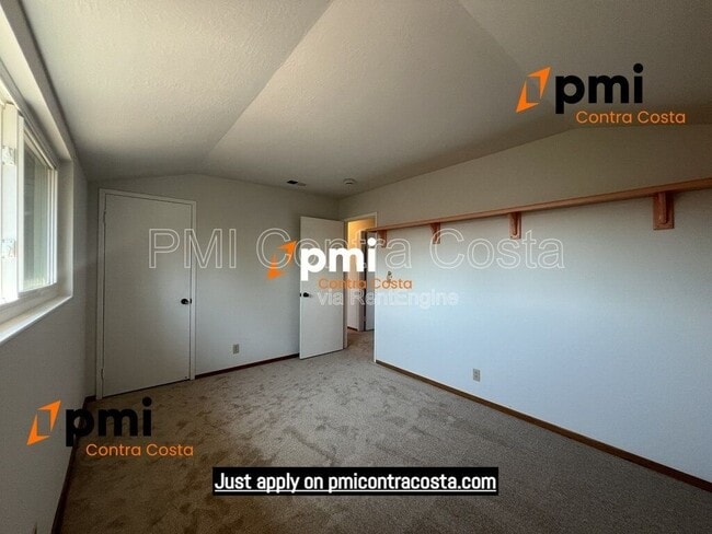 Building Photo - 2850 St Denis Dr