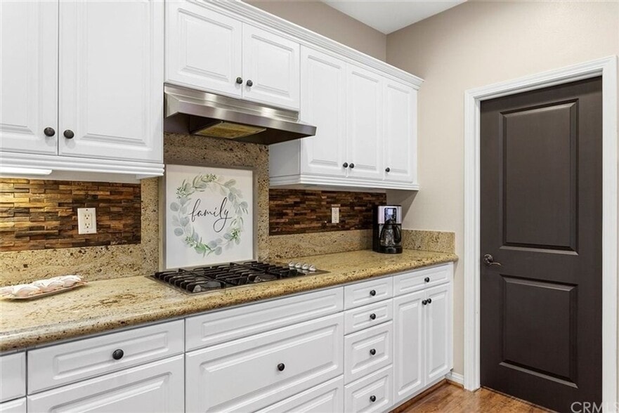 Building Photo - 15826 Elfin Forest Ave