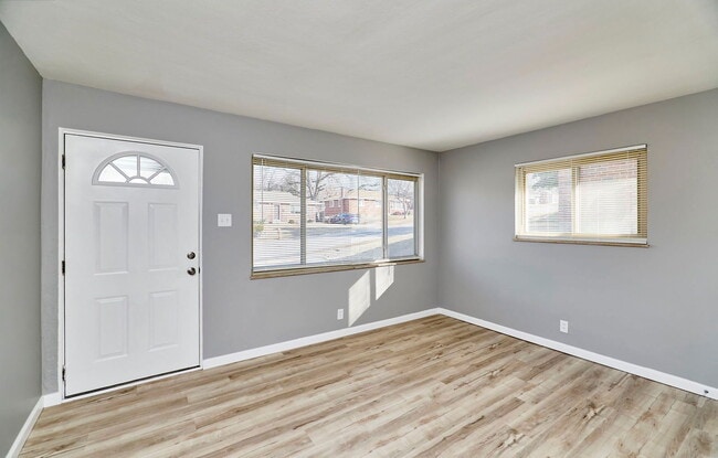 Building Photo - 9530 Cote Brilliante Ave