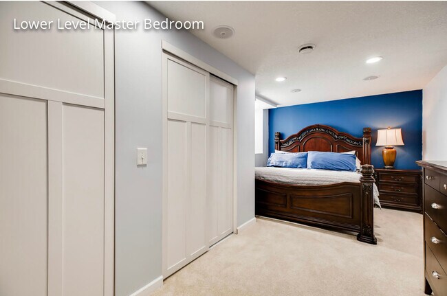 Building Photo - 14860 Upper 55th St N