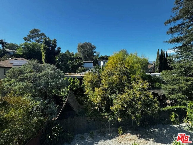 Building Photo - 4735 Nob Hill Dr