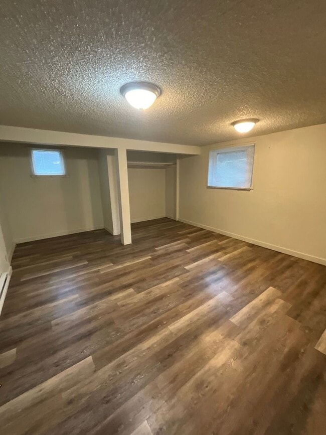 Building Photo - ar808 / ar806 53rd