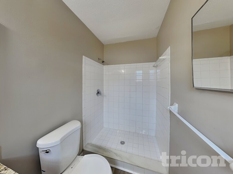 Building Photo - 604 Barkfield Loop