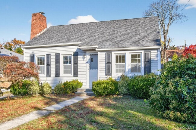 Primary Photo - 7 Tildean Ln