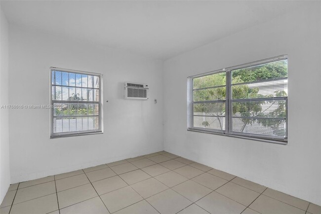 Building Photo - 601 NW 90th St